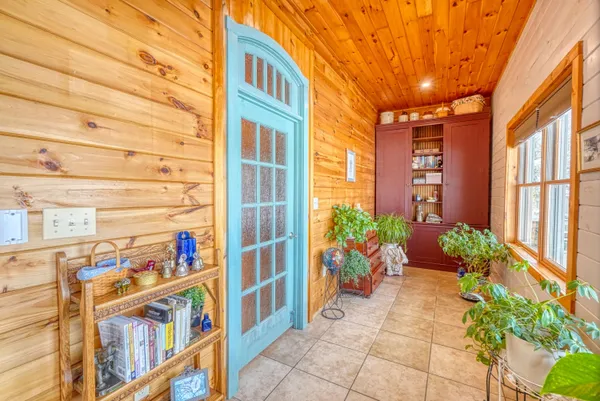 $799,900 | 35 South Tall Pines Lane, Belgrade, ME 04917