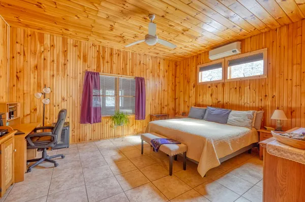 $799,900 | 35 South Tall Pines Lane, Belgrade, ME 04917