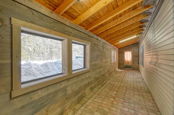 $799,900 | 35 South Tall Pines Lane, Belgrade, ME 04917