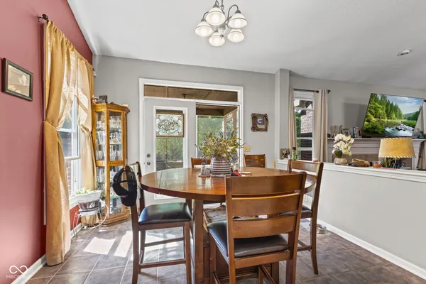 $799,900 | 5697 East County Road 300 North, Fillmore, IN 46128