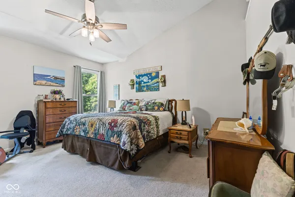 $799,900 | 5697 East County Road 300 North, Fillmore, IN 46128