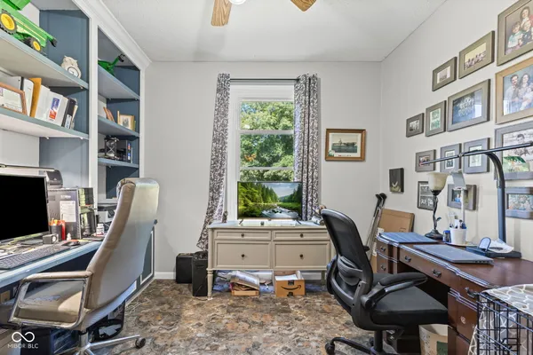 $799,900 | 5697 East County Road 300 North, Fillmore, IN 46128