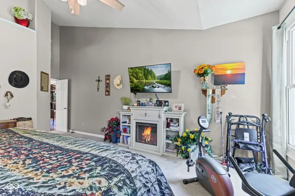 $799,900 | 5697 East County Road 300 North, Fillmore, IN 46128