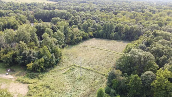 $799,900 | 5697 East County Road 300 North, Fillmore, IN 46128