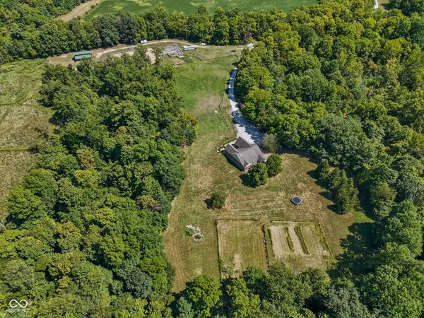 $799,900 | 5697 East County Road 300 North, Fillmore, IN 46128