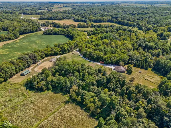 $799,900 | 5697 East County Road 300 North, Fillmore, IN 46128