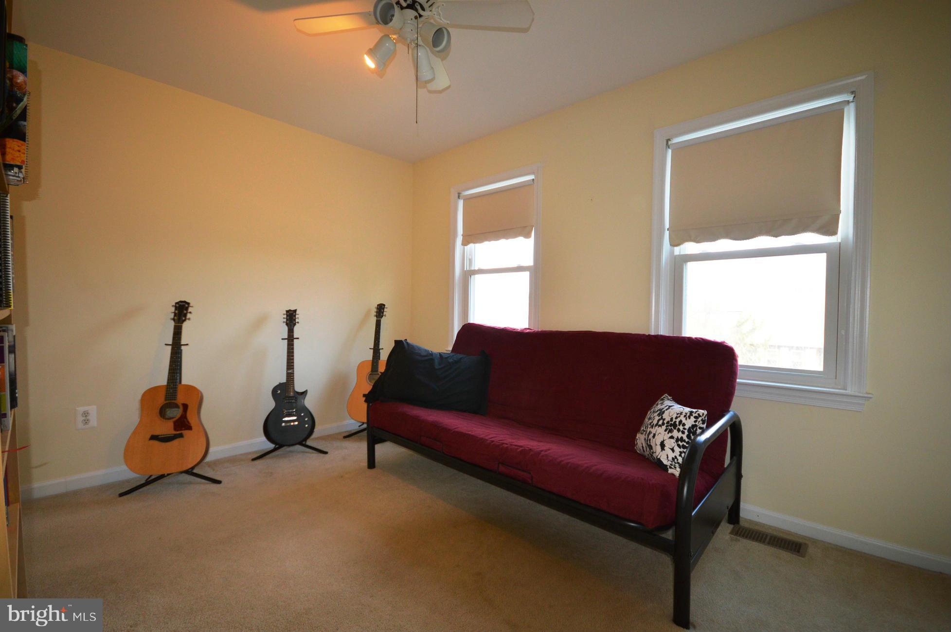 15119 Philip Lee Road Chantilly, VA 20151 - Photo 14 of 23 Bedroom