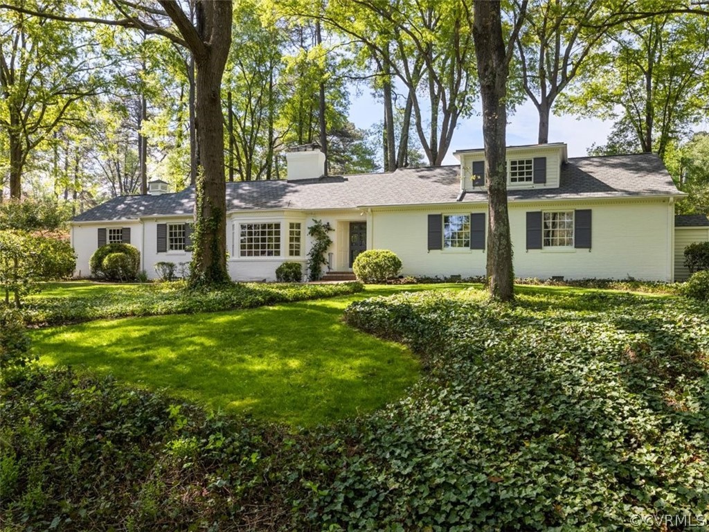 8905 Sierra Road Henrico, VA 23229 - Photo 2 of 38 Gallery Image 2