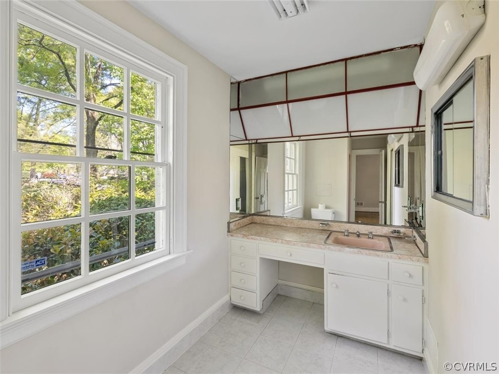8905 Sierra Road Henrico, VA 23229 - Photo 23 of 38 Gallery Image 23