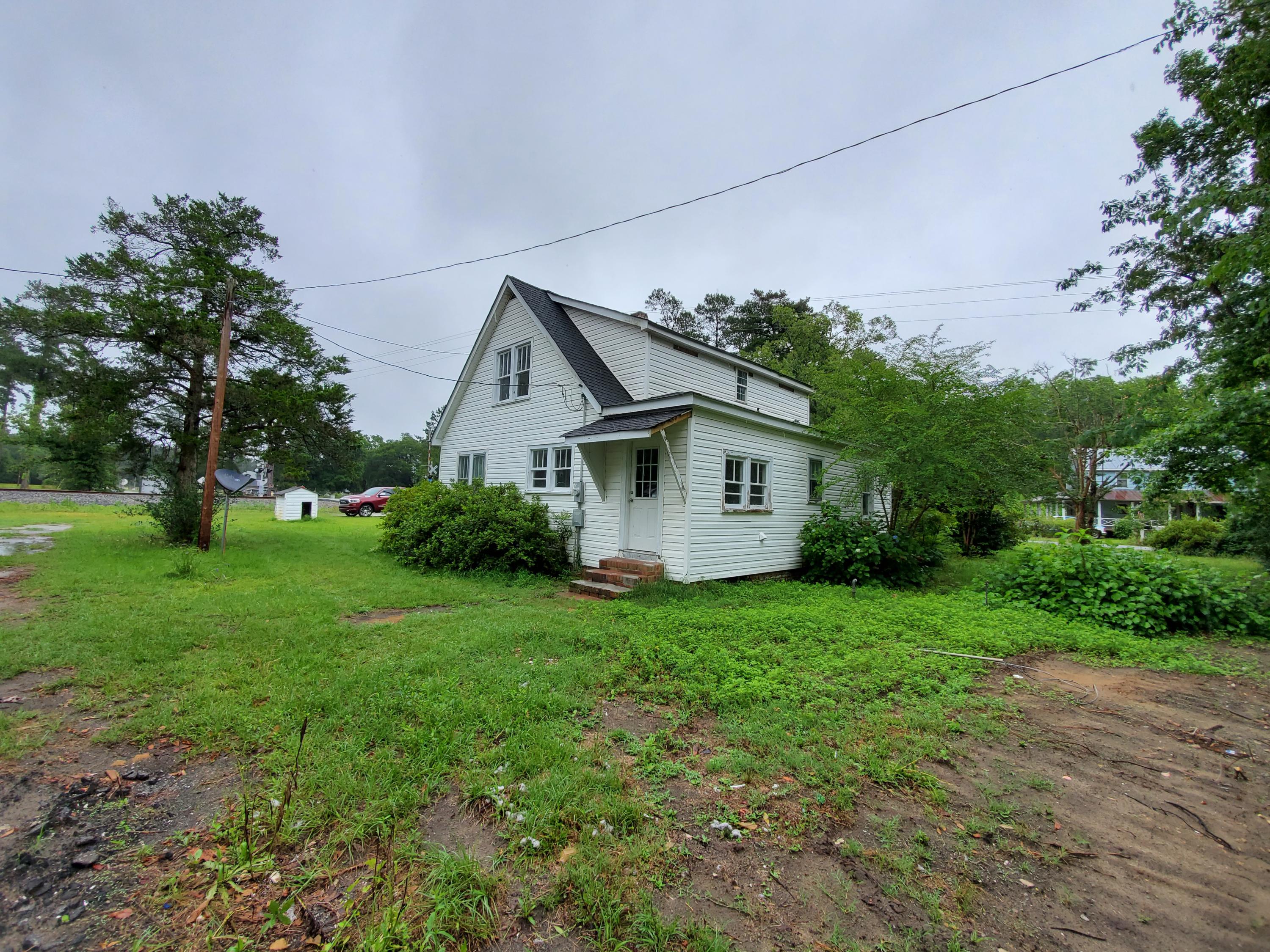 781 Durhams Corner Road Reevesville, SC 29471 - Photo 6 of 27 20200527_113301