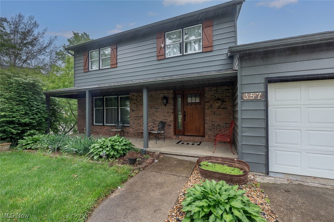 357 Leatherman Road Wadsworth, OH 44281 - Photo 3 of 34 Gallery Image 3