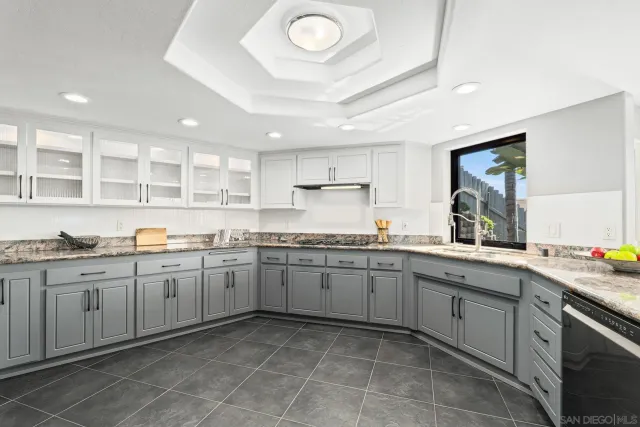 $2,399,000 | 1695 Neale Street, San Diego, CA 92103