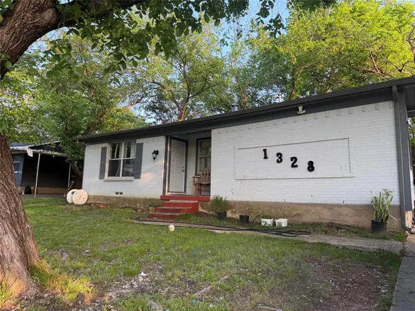 $164,900 | 1328 Woodcrest Drive, Mesquite, TX 75149