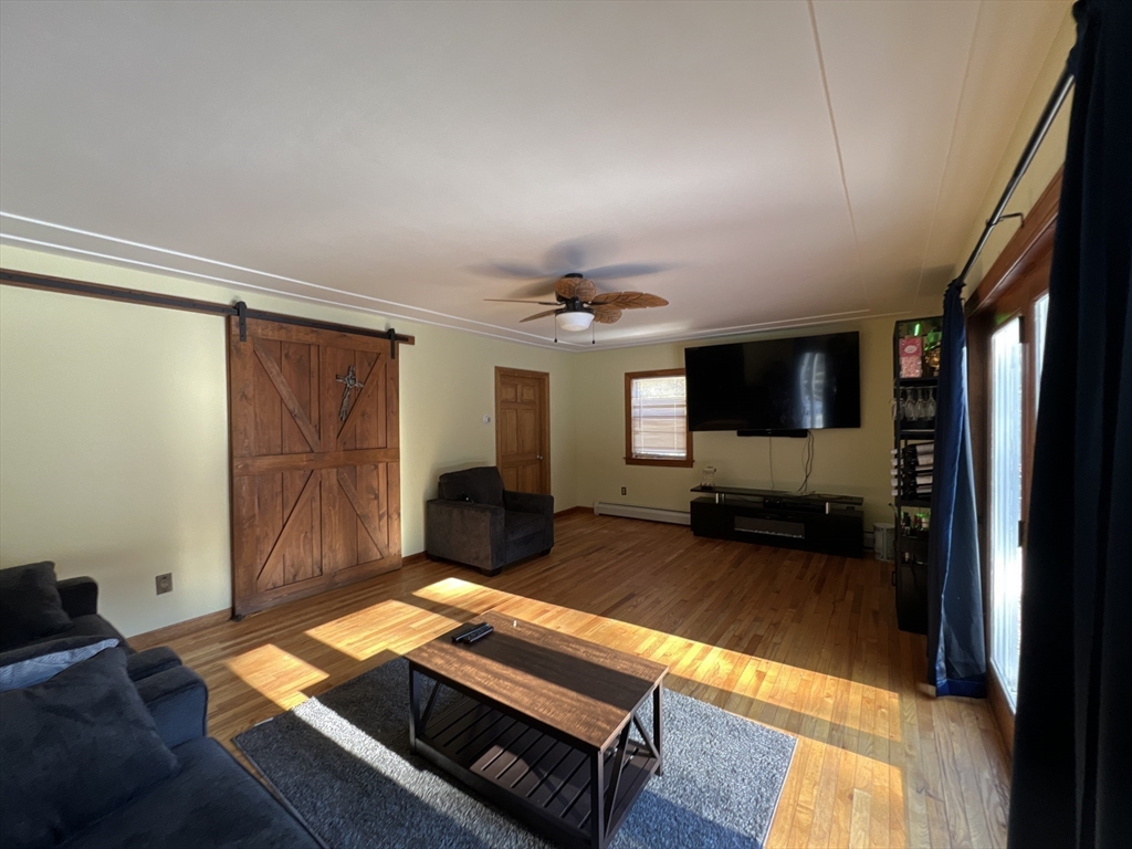 431 Teel Road Winchendon, MA 01475 - Photo 13 of 40