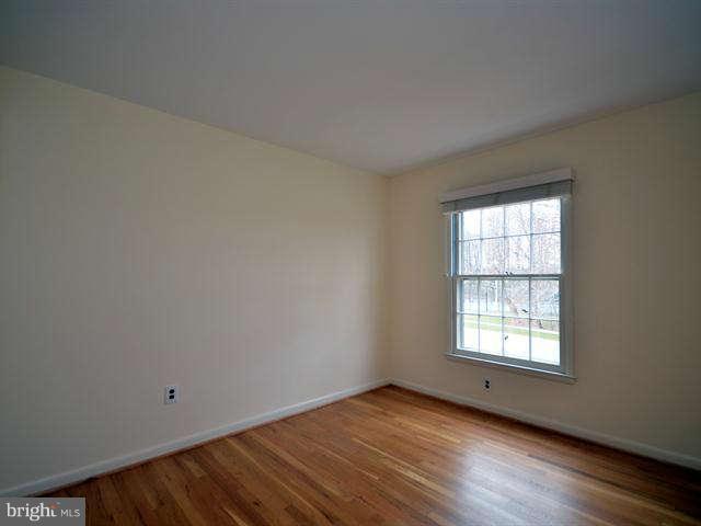 8410 Postoak Road Potomac, MD 20854 - Photo 20 of 29 Bedroom