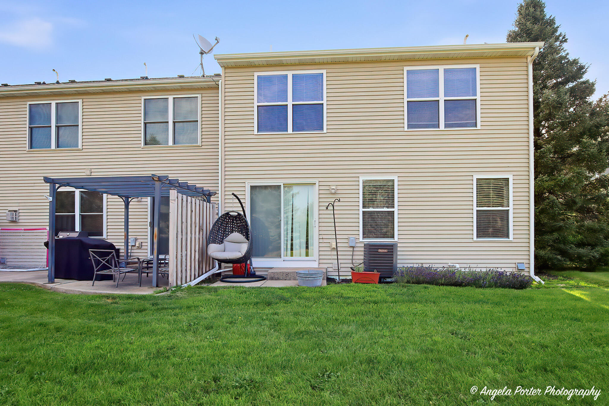 1400 Hunters Ridge Drive, Unit 113 Genoa City, WI 53128 - Photo 17 of 18 Back of home