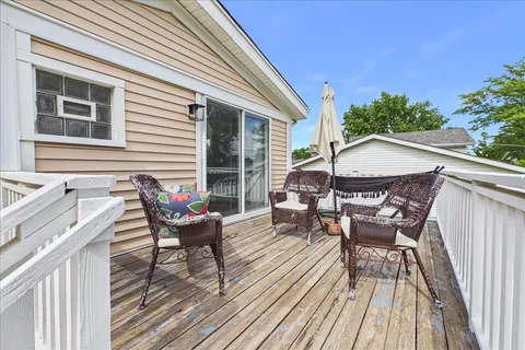 $595,000 | 3425 Harris Drive, Northbrook, IL 60062