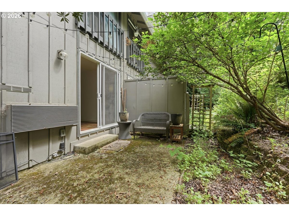 5503 Southwest Multnomah Boulevard Portland, OR 97219 - Photo 26 of 28
