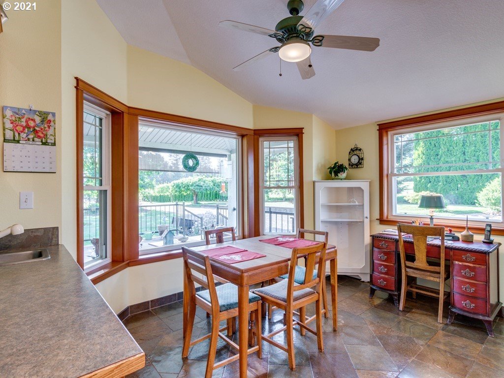 33403 Northeast Morcroft Road La Center, WA 98629 - Photo 15 of 32 Gallery Image 15