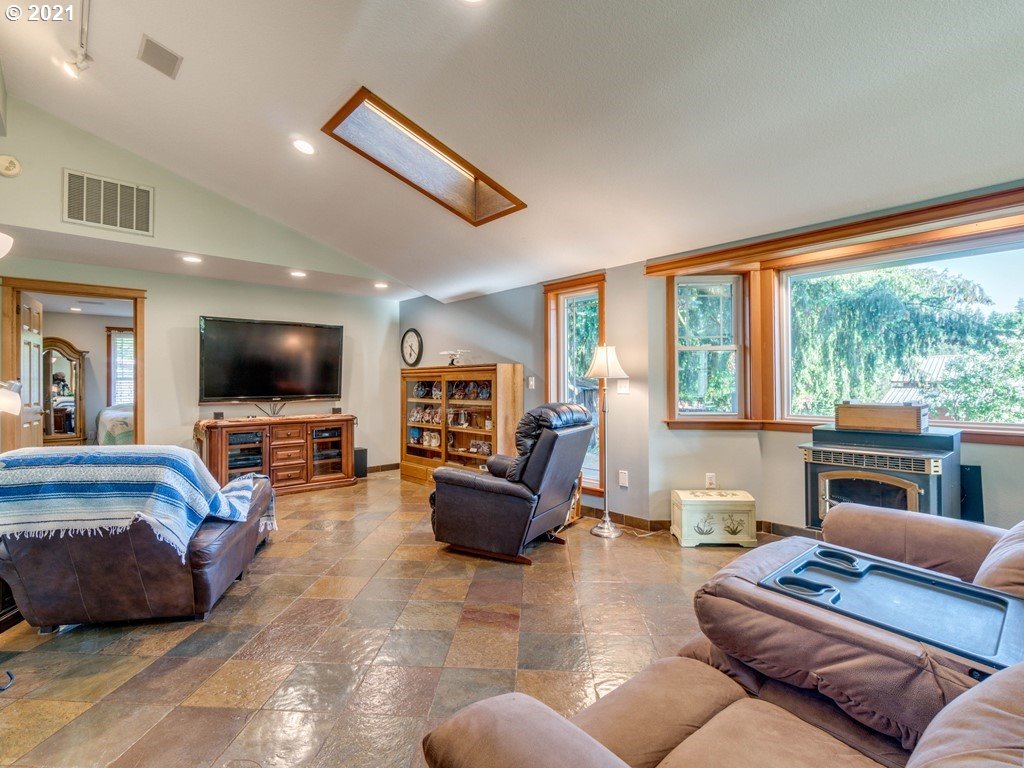 33403 Northeast Morcroft Road La Center, WA 98629 - Photo 17 of 32 Gallery Image 17