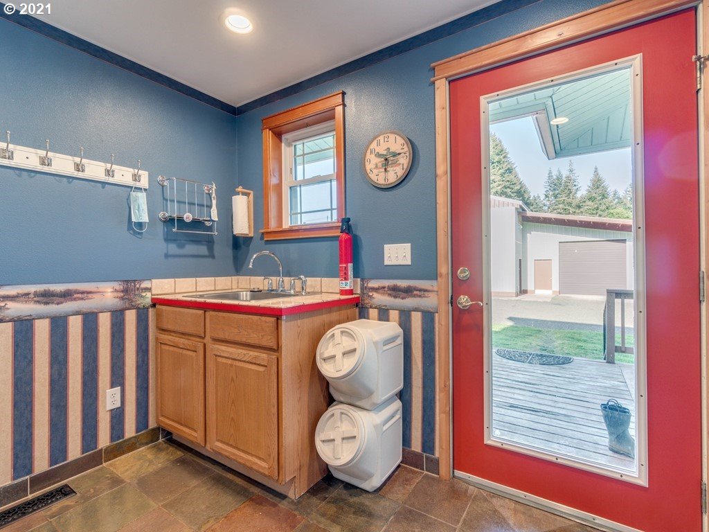 33403 Northeast Morcroft Road La Center, WA 98629 - Photo 26 of 32 Gallery Image 26