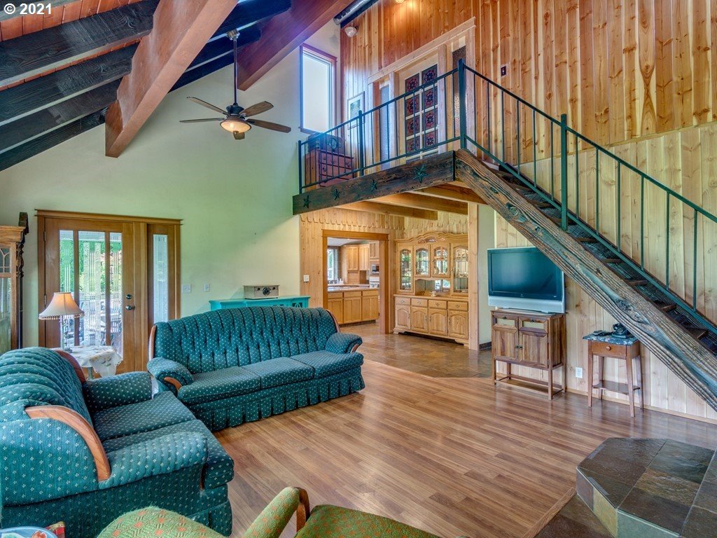 33403 Northeast Morcroft Road La Center, WA 98629 - Photo 8 of 32 Gallery Image 8