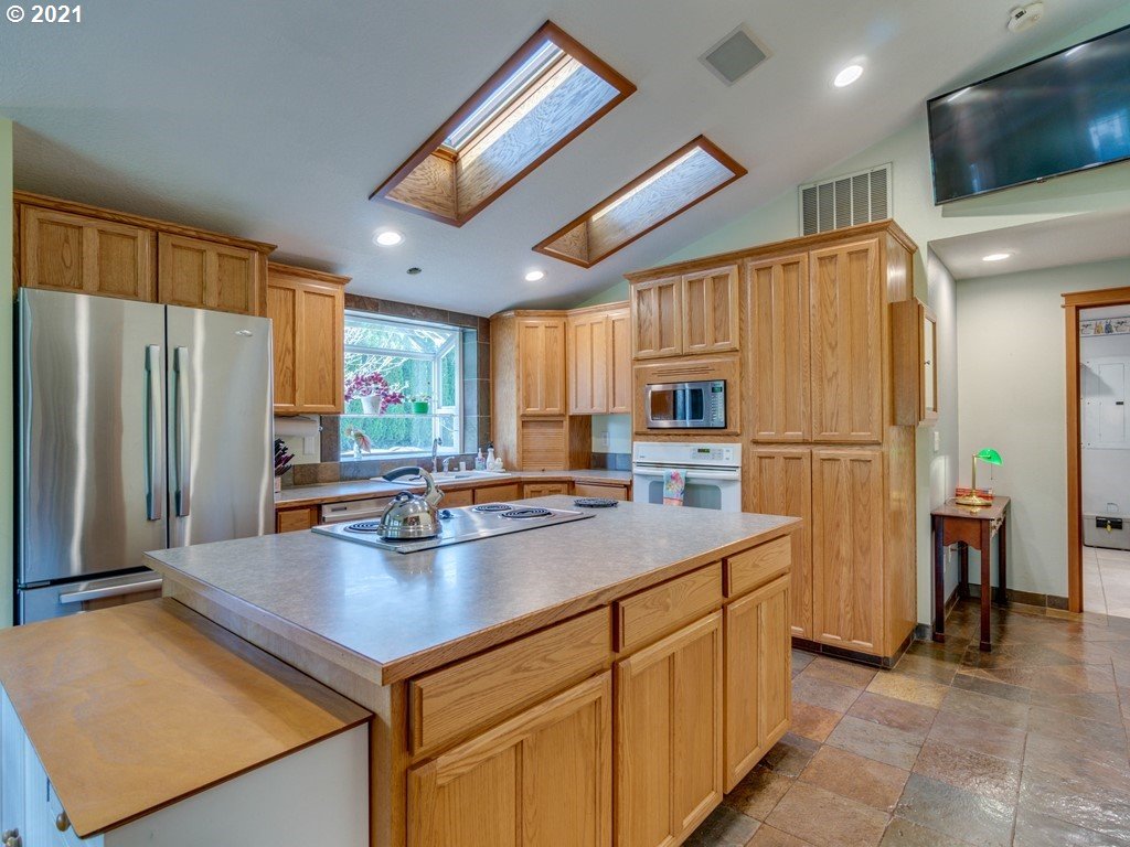 33403 Northeast Morcroft Road La Center, WA 98629 - Photo 10 of 32 Gallery Image 10