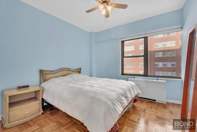 $685,000 | 360 East 72nd Street, Unit B803 | Lenox Hill