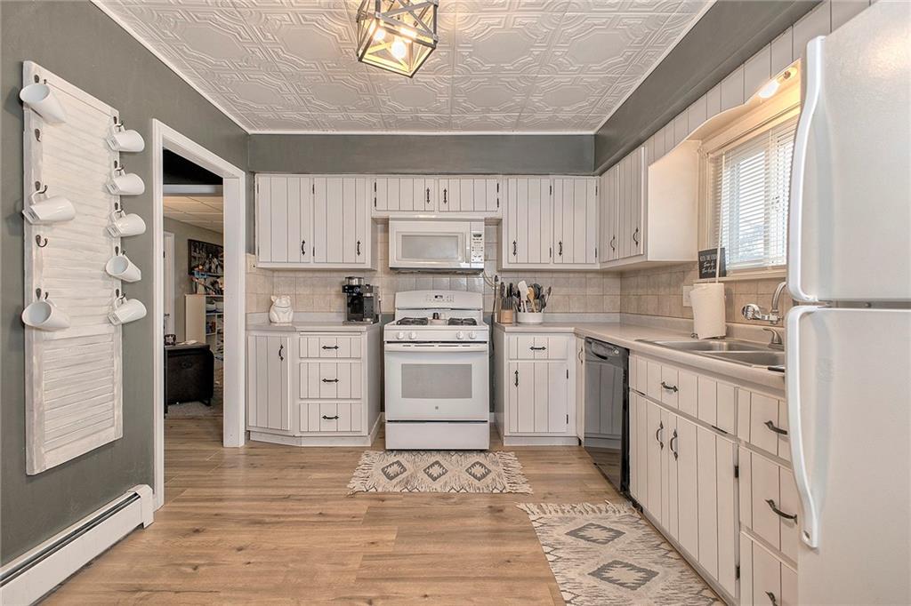 637 Armbrust - Hecla Road Hunker, PA 15639 - Photo 6 of 28