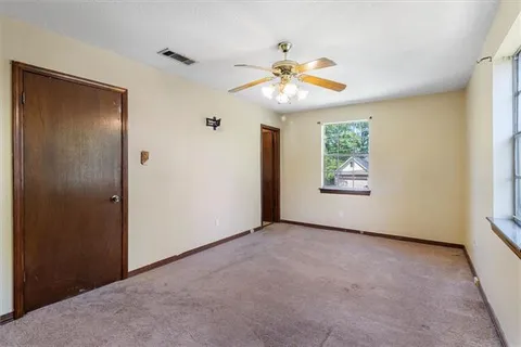 $300,000 | 220 Chestnut Street, Mandeville, LA 70471