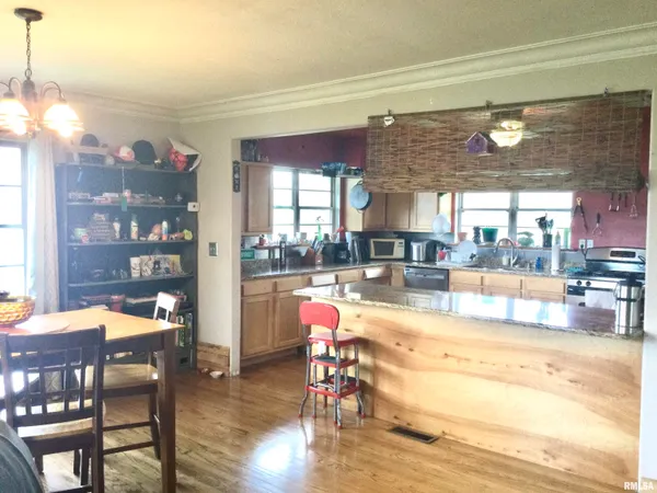 $285,000 | 2990 Lick Creek Road, Anna, IL 62906