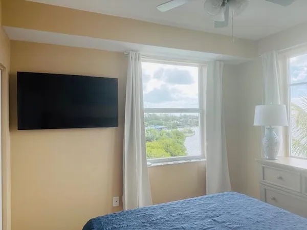 $3,000 | 975 Northwest Flagler Avenue, Unit 403, Stuart, FL 34994
