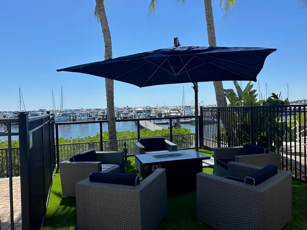 $3,000 | 975 Northwest Flagler Avenue, Unit 403, Stuart, FL 34994