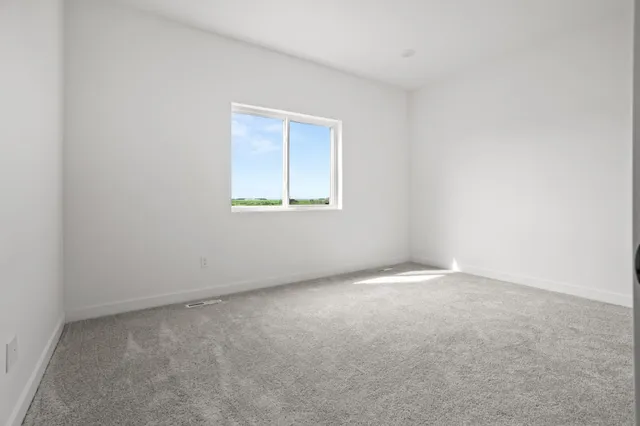 $375,000 | 2533 38th Avenue South, Moorhead, MN 56560