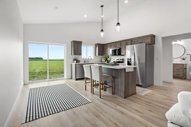 $375,000 | 2533 38th Avenue South, Moorhead, MN 56560