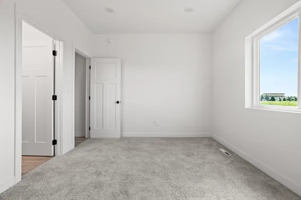 $375,000 | 2533 38th Avenue South, Moorhead, MN 56560