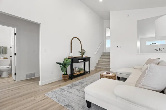 $375,000 | 2533 38th Avenue South, Moorhead, MN 56560