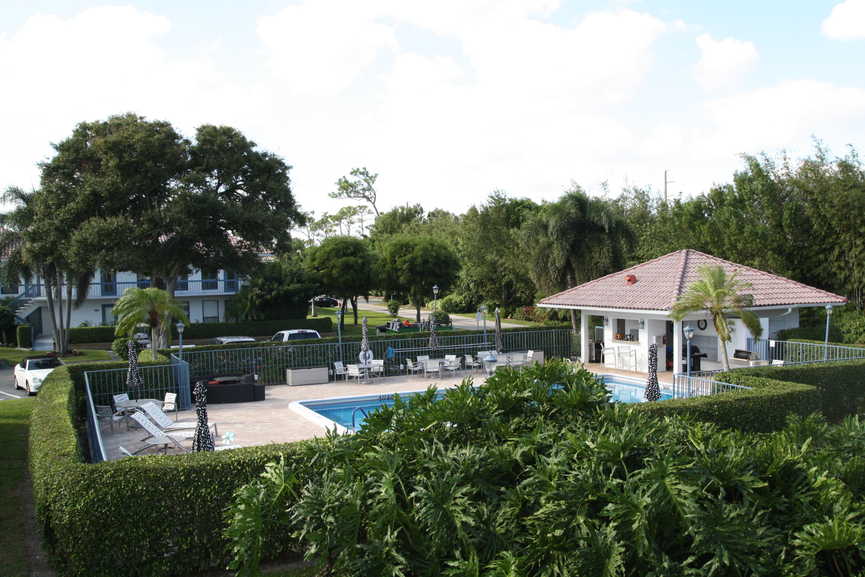 4060 Quail Ridge Drive North, Unit OSPREY Boynton Beach, FL 33436 - Photo 24 of 30 Community Pool