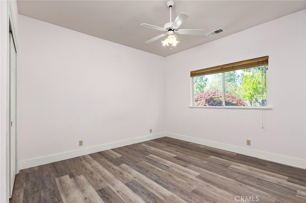 378 Picholine Way Chico, CA 95928 - Photo 25 of 52 an empty room with a window