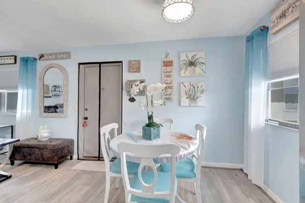 $3,000 | 89 Flanders Way, Unit B, Delray Beach, FL 33484