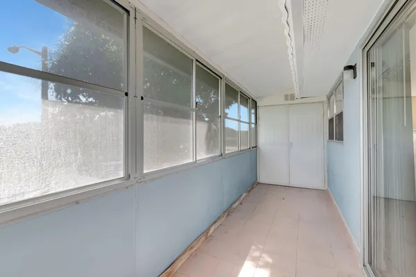 $3,000 | 89 Flanders Way, Unit B, Delray Beach, FL 33484