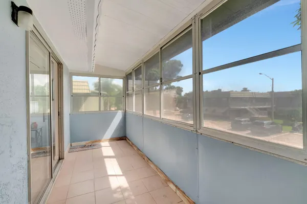 $3,000 | 89 Flanders Way, Unit B, Delray Beach, FL 33484