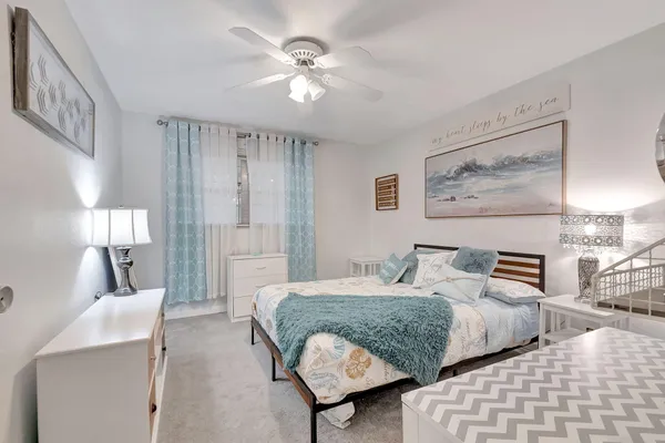 $3,000 | 89 Flanders Way, Unit B, Delray Beach, FL 33484