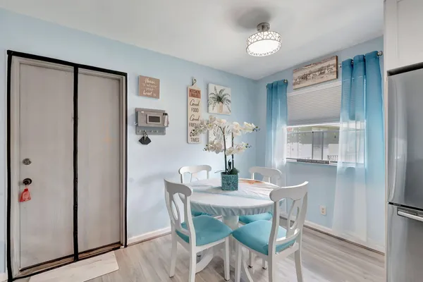 $3,000 | 89 Flanders Way, Unit B, Delray Beach, FL 33484
