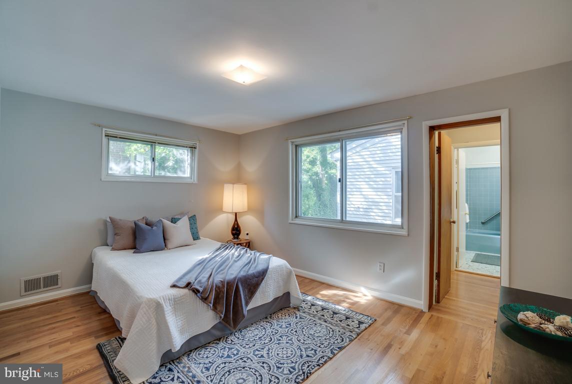 1703 Sanford Road Silver Spring, MD 20902 - Photo 14 of 27 Gallery Image 14