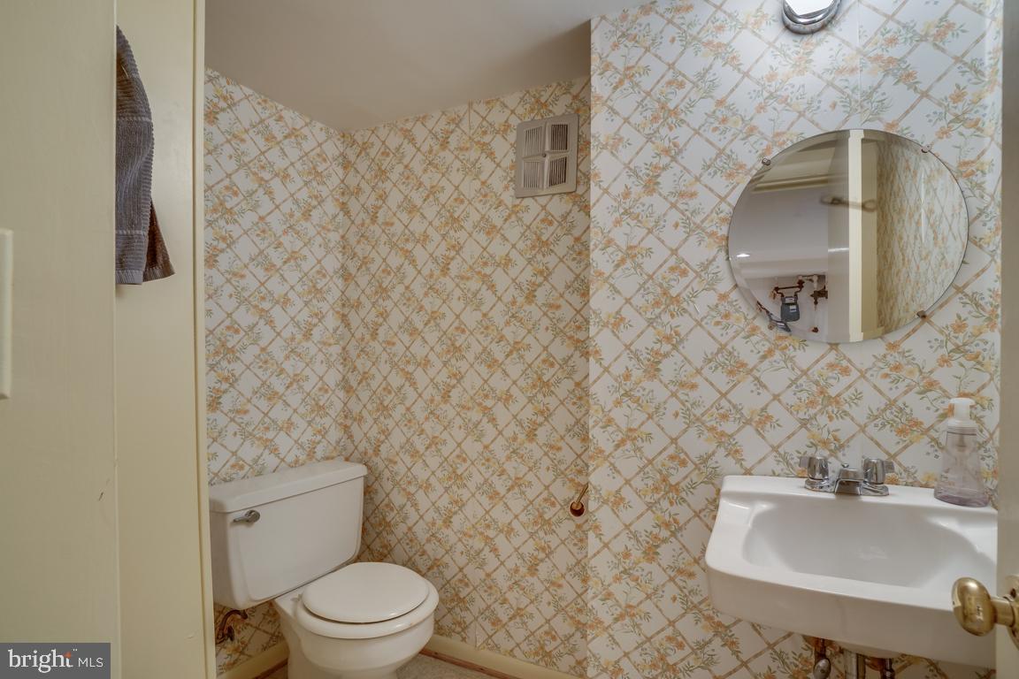 1703 Sanford Road Silver Spring, MD 20902 - Photo 23 of 27 Basement Half bath