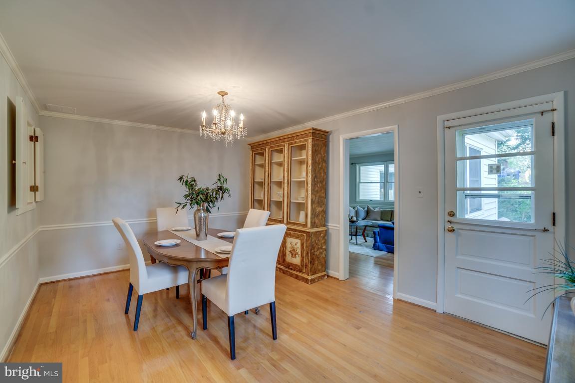 1703 Sanford Road Silver Spring, MD 20902 - Photo 5 of 27 Gallery Image 5
