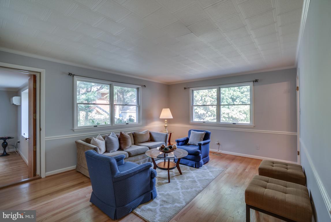 1703 Sanford Road Silver Spring, MD 20902 - Photo 9 of 27 Family room