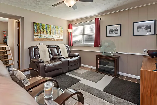 $285,000 | 142 Bouckhart Avenue, Irondequoit, NY 14622