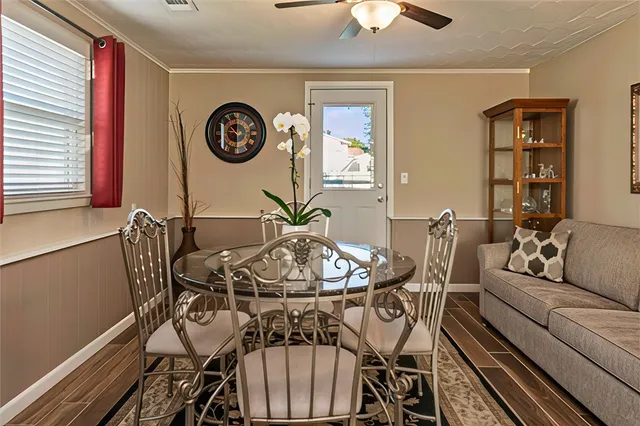 $285,000 | 142 Bouckhart Avenue, Irondequoit, NY 14622